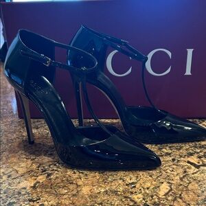 Gucci Women's Shiny Black Heels